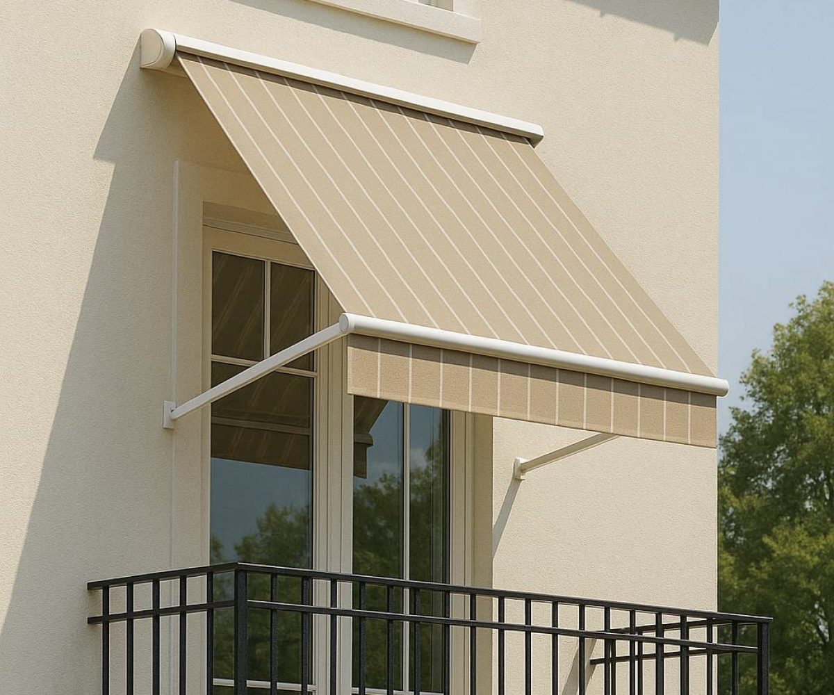 Italia Slim Awning